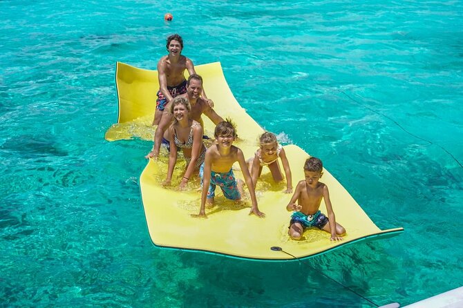 Lagoon 39ft Private Catamaran 5hr - El Cielo Full Experience - What the Lagoon 39 feels like for a group