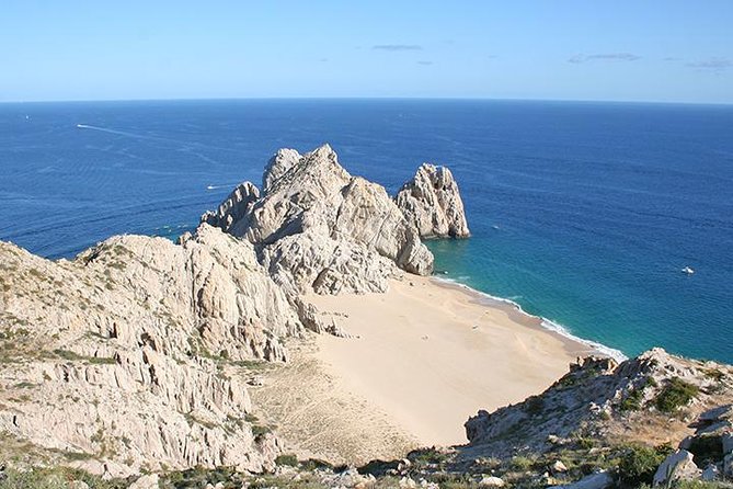 Land's End Sightseeing Boat Tour in Los Cabos - Value compared with larger Cabo excursions