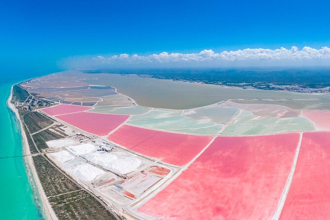 Las Coloradas, Río Lagartos and Playa Cancunito Tour from Mérida - Playa Cancunito for a quick swim