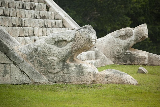 LDS Tour to Chichen Itza + Cenote - The guides are central to the experience