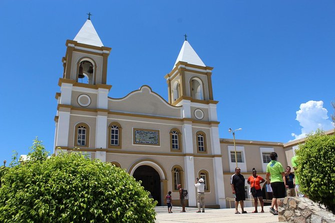 Los Cabos Deluxe City Tour: San Jose, San Lucas and The Arch - The clear boat ride to the Arch is the highlight