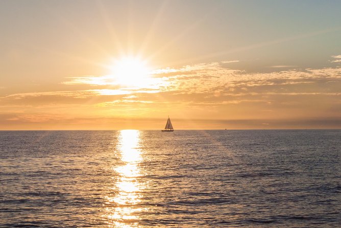 Los Cabos Luxury Sunset Sail with Light Appetizers and Open Bar - Is the $109 price fair?
