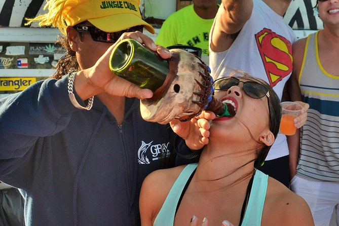 Los Cabos Sunset Booze Cruise - Meeting the crew at Finisterra 1