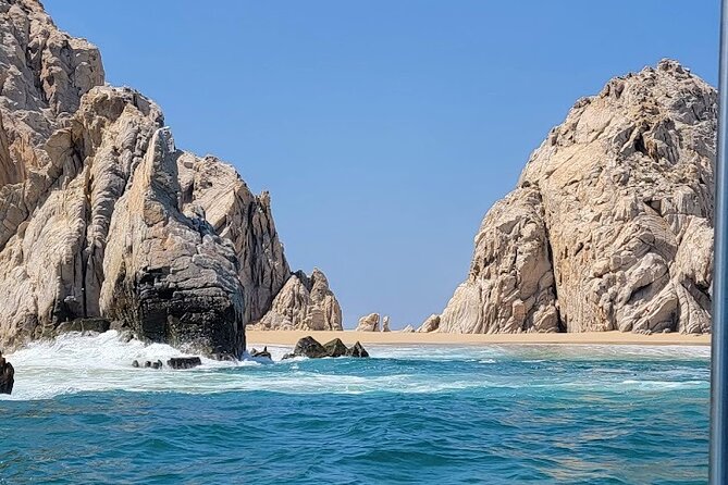 Los Cabos Yacht Adventure - Arch, Snorkel, Lunch, Drinks 1-18ppl - Food, drinks, music, and the human touch