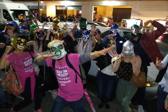 Lucha Libre Experience in Mexico City - Pulquería La Hija de Los Apaches and the taste of pulque