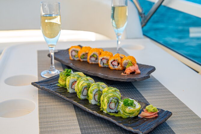 Luxury 42' Yacht Tour in Cabo for Snorkeling and Sunset - Lunch, snacks, and the premium bar