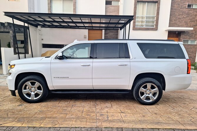 Luxury one way transfer to Tulum from Cancun airport - A calm start after Cancun International Airport
