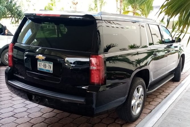 Luxury SUV Private Transfer R/T-Airport-Hotel-Airport- Playa del Carmen - Timing, group size, and airport planning