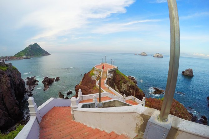 Mazatlan Sightseeing and Golden Zone - Mazatlan Cathedral and the market nearby