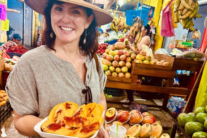 Merida Food Tour with local Yucatecan Chef - Starting at Plaza Grande in Mérida Centro