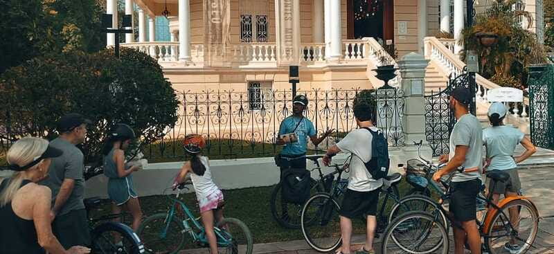 Mérida: Montejo Boulevard and Historic Center bike tour - Heat, rain, safety, and riding comfort
