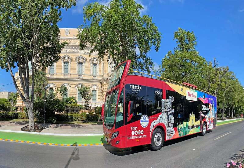 Mérida: Panoramic Sightseeing Tour Bus Ticket with 2 Routes - Circuito Barrios and Mérida’s neighborhood character