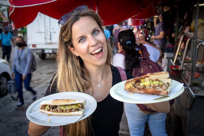 Merida Walking Food Tour. Authentic & Local Cuisine - Plaza Grande: a sensible place to begin
