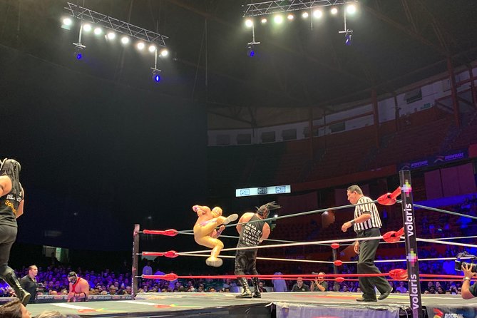 Mexican Wrestling: Experience Lucha Libre in Mexico City - Food, Drinks, and the Optional Taco Stop