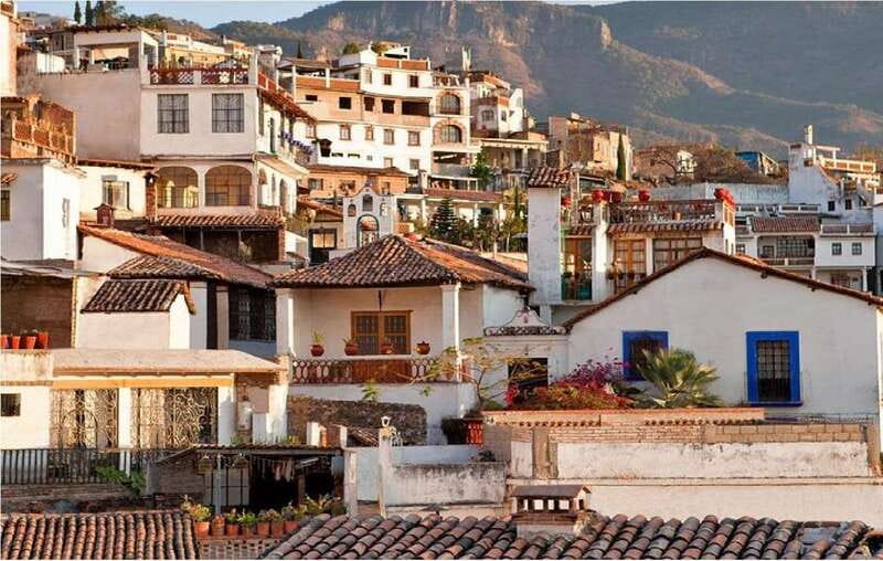 Mexico City: Cacahuamilpa Caves and Taxco Small-Group Tour - Who should book this day trip?