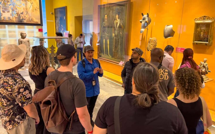 Mexico City: Chapultepec Castle and Anthropology Museum Tour - The guide makes the biggest difference