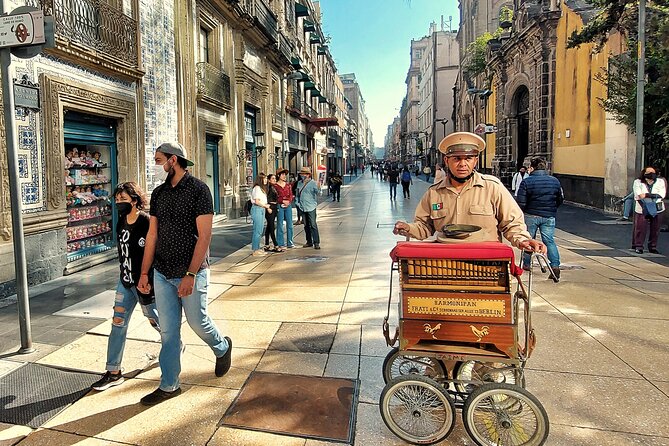 Mexico City Custom Private Tour with a Local, Highlights & Hidden Gems - Centro Histórico: the best place to get oriented