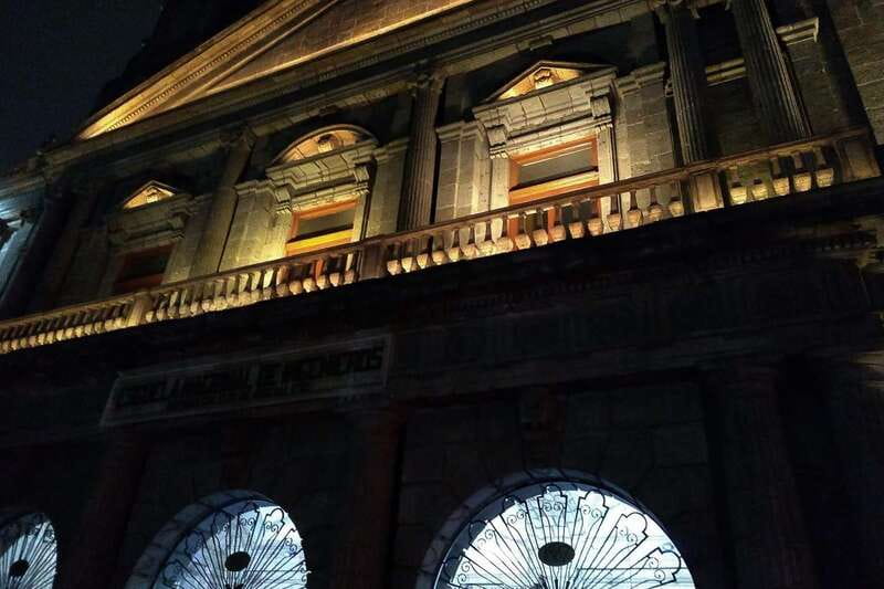 Mexico City: Double Decker Bus Night Tour - Starting at Calle Monte de Piedad 3