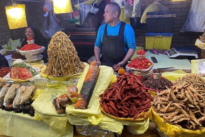 Mexico City : Exploring Mystic Markets La Merced & Sonora Food Tour - Why a guide matters in La Merced
