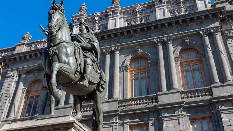 Mexico City: Historic Downtown Walking Tour - Why this downtown walk works as a first introduction