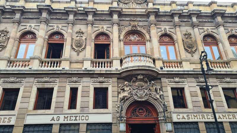 Mexico City: Historical walking tour of Tenochtitlan - San Francisco and the city built over itself