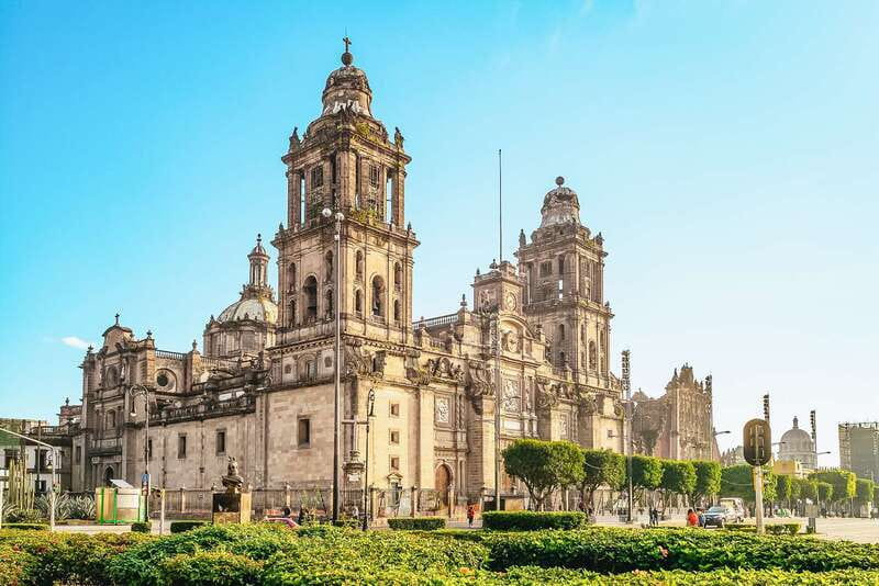 Mexico City: Hop-on Hop-off Bus Tour - Audio commentary: useful, but bring your own earphones