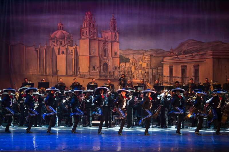 Mexico City: Mexican Folklore Ballet - The two-hour performance, region by region