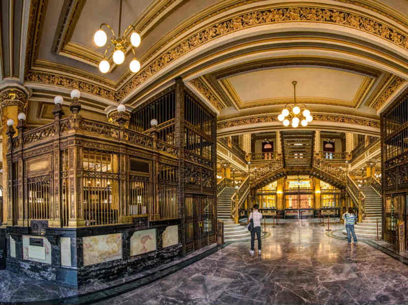 Mexico City Must-see Buildings & Palaces - Walking time, group choices, and the tours pace