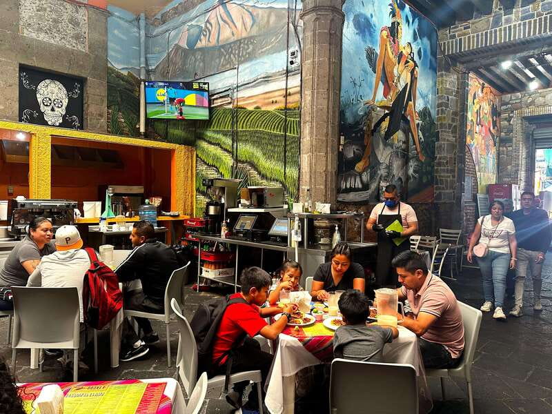 Mexico City: Old Town Food Tour of 7 Tastings & Secret Dish - Starting at Izazaga and Pino Suárez