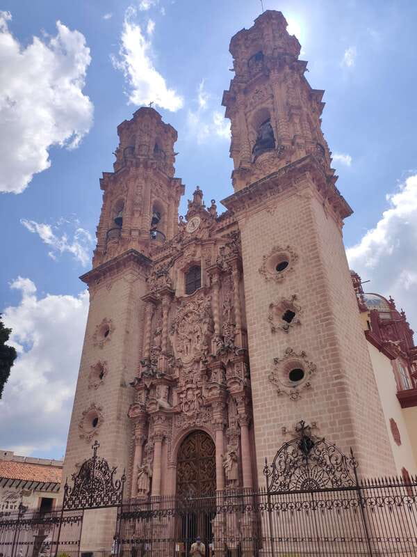 Mexico City: Taxco & Cuernavaca Tour with Pre-Hispanic Mine - The 6:20 am start and the road south