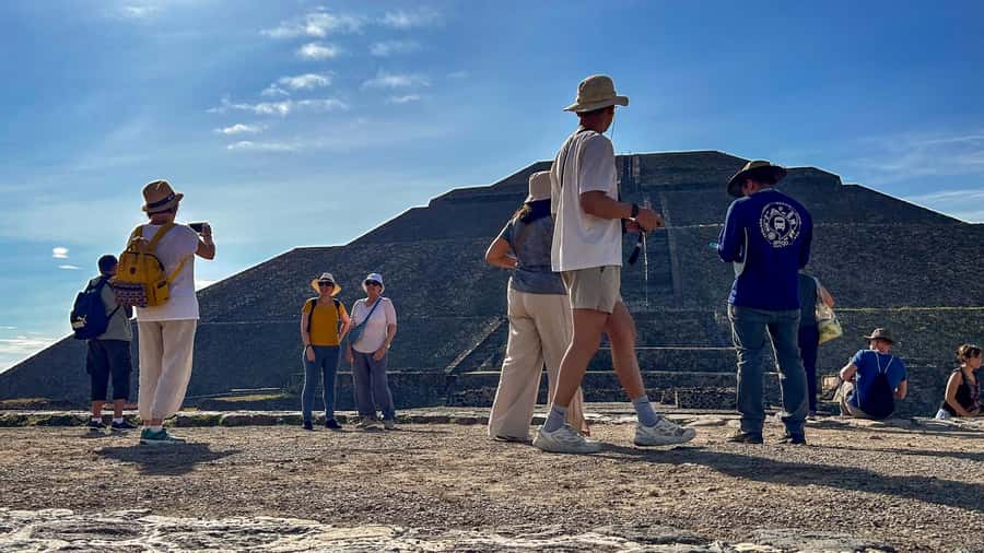 Mexico City: Teotihuacan Early or Afternoon Access Tour - What $57 gets you