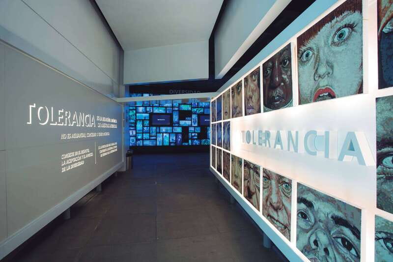 Mexico City: Ticket de entrada Museo Memoria y Tolerancia - Location and practical planning at Plaza Juarez