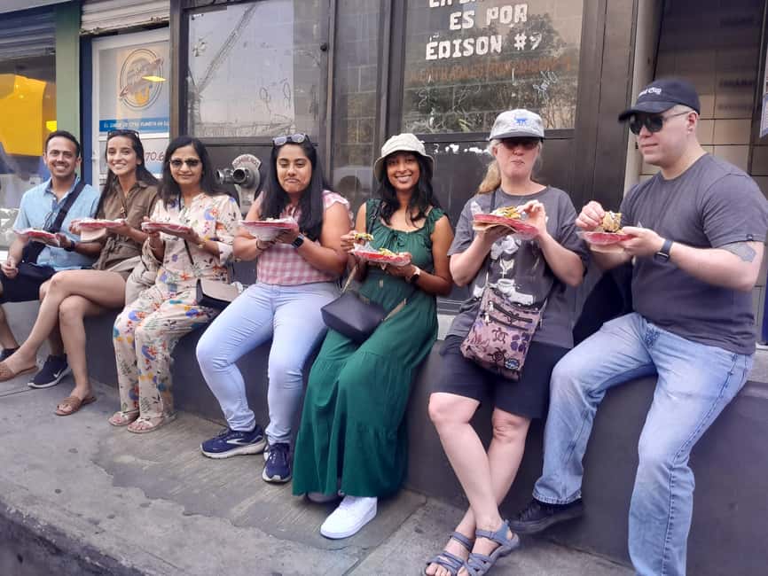 Mexico City: Vegan and Vegetarian Street Food Adventure - Meeting beneath the Hilton Reforma sign