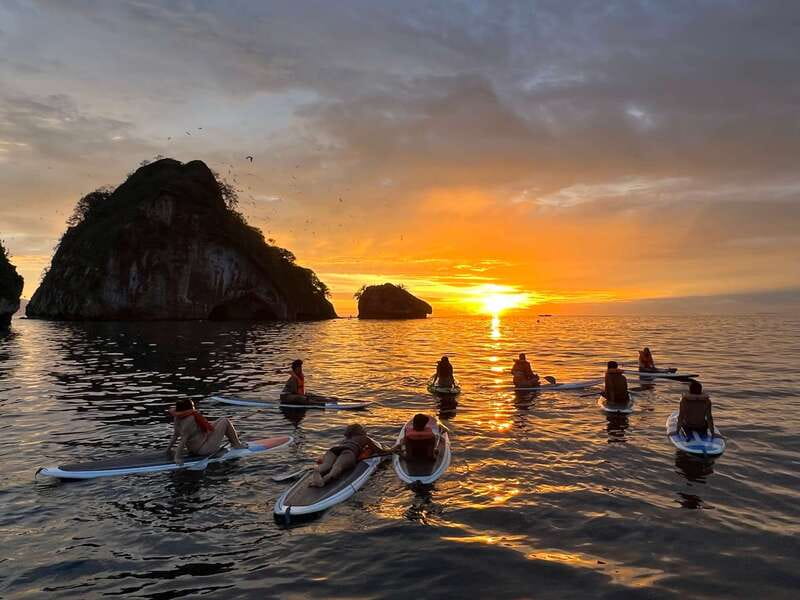 Mismaloya: Los Arcos Bioluminescent Waters Kayak & Cave Tour - Caves, grottos, snorkeling, and swimming