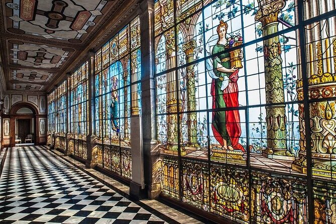 Museum of Anthropology in Mexico City & Chapultepec Tour - Reaching Chapultepec Castle