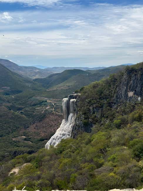 Oaxaca: Hierve el Agua & Mezcal Distillery Small-Group Tour - The bakery stop: useful break, modest attraction