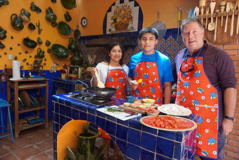 Oaxaca: Traditional Oaxacan Cooking Class with Market Visit - Sharing a meal in a local home
