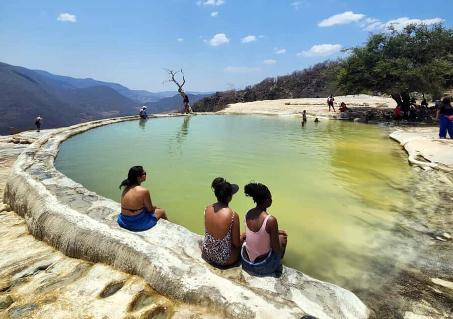Oaxaca: Tule, Mitla & Hierve el Agua, & Mezcal Tour - Hotel pickup and the long road east