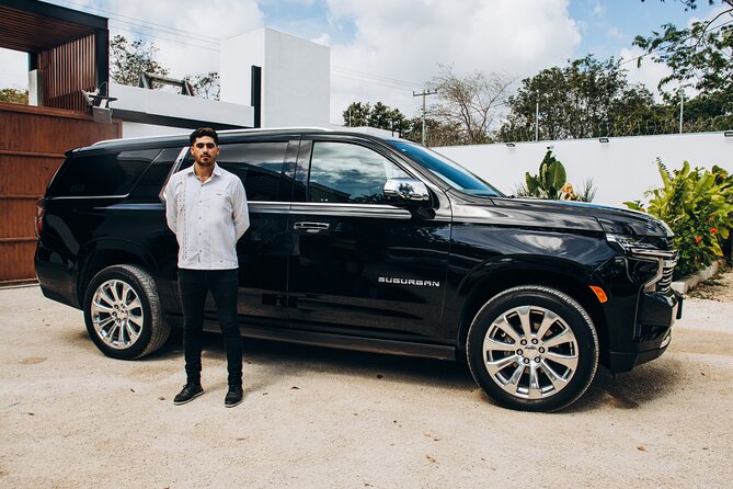 One Way Private Transfer Cancun Int Airport-Cancun Hotel Zone - Meeting your driver at Cancun International Airport