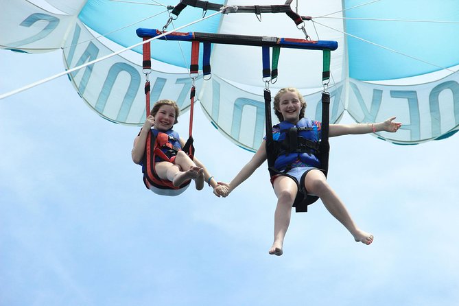 Outdoor Adventure: Parasailing in Los Cabos - What the crew does well