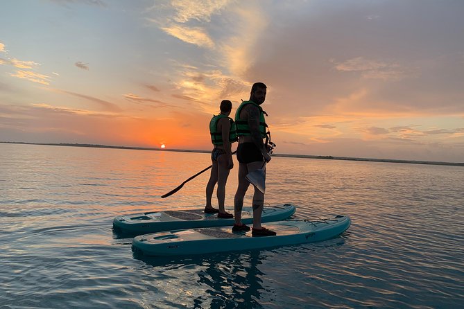 Paddleboarding and/or kayaking tour at sunrise in the lagoon of Bacalar - Leaving Costera 599 before daylight