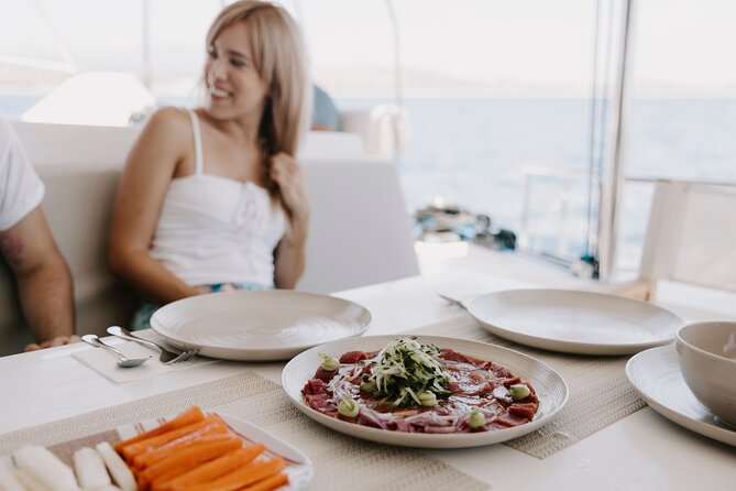 Platinum Sunset Sailing Tour - What the $189 price really covers