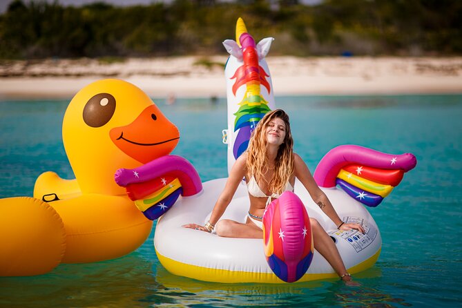 Private 40' Bali Catamaran – Drinks & Food Included - Drinks, Music, and the Mood Onboard