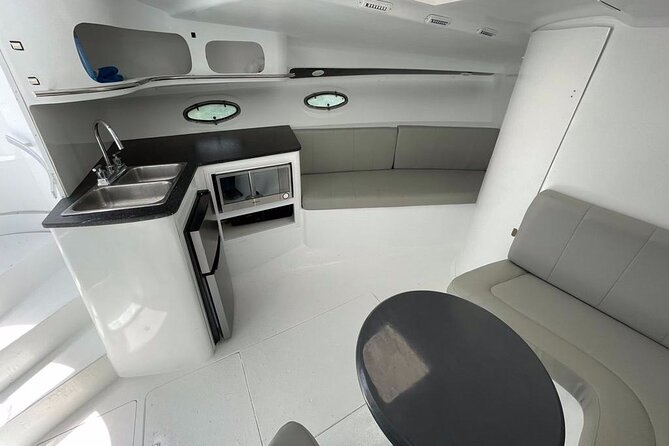 Private Cancun Yacht Tour 42ft up to 8 pax - Who Will Enjoy This Yacht Most?