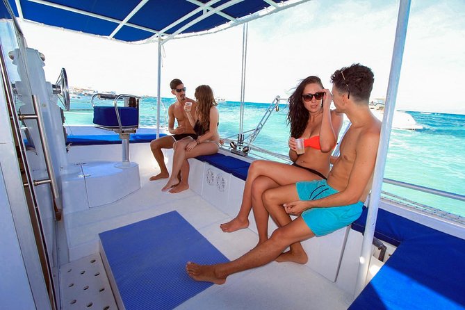 Private Catamaran from Cancun to Isla Mujeres | For up to 25 ppl - What the Open Bar Really Adds