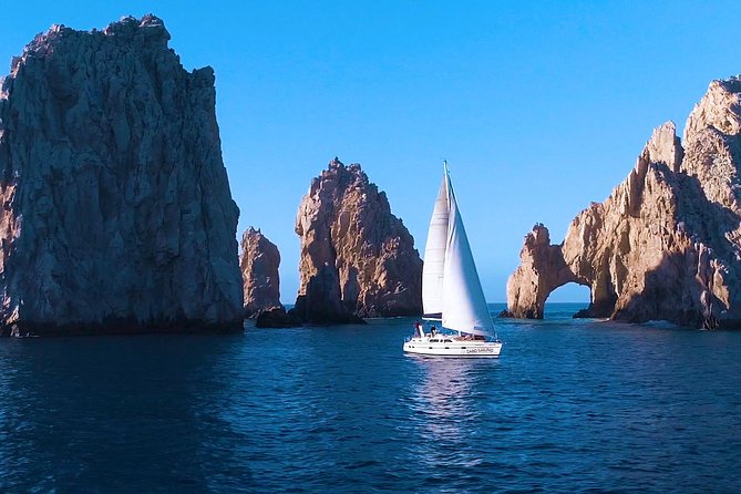 Private Luxury 42ft Sailing with Snorkeling in Los Cabos - Crew service matters on a small sailing boat