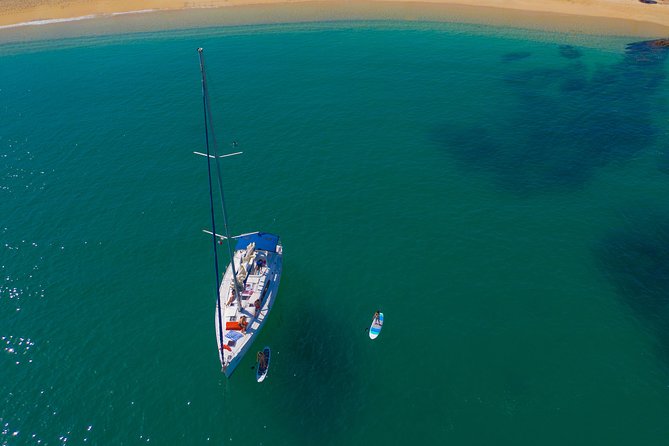 Private Luxury Sailing Cruise in Los Cabos with Lunch and Open Bar - El Arco and Land’s End from the water