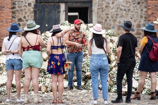 Private One Day Adventure Tour in Tequila and La Fortaleza Distillery - Cantaritos El Güero de Amatitán