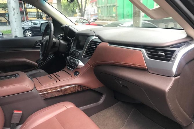 Private Or Shared Airport Transfers - A Private Ride Instead of a Shared Shuttle