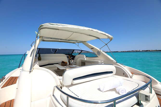Private Premium Yacht 46FT Rental in Cancún - Swimming, Snorkeling, and the Floating Equipment